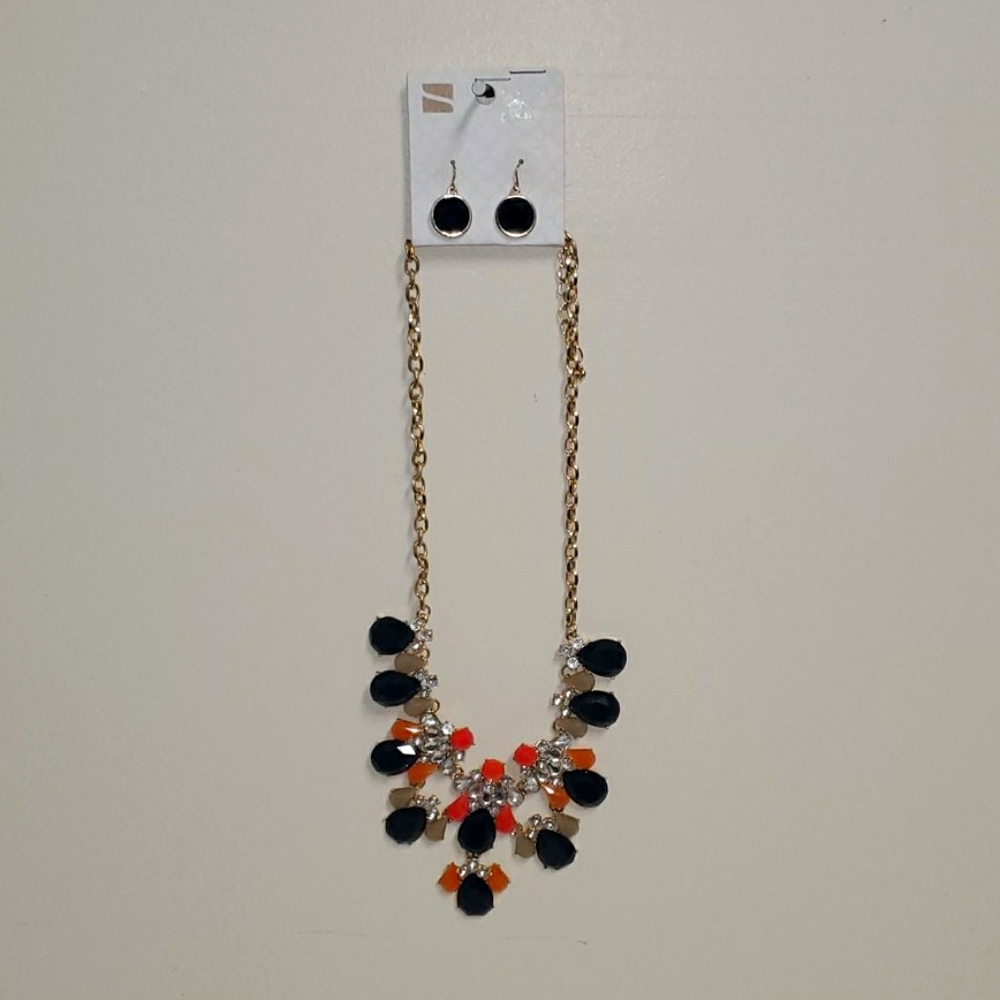 Necklace and earrings